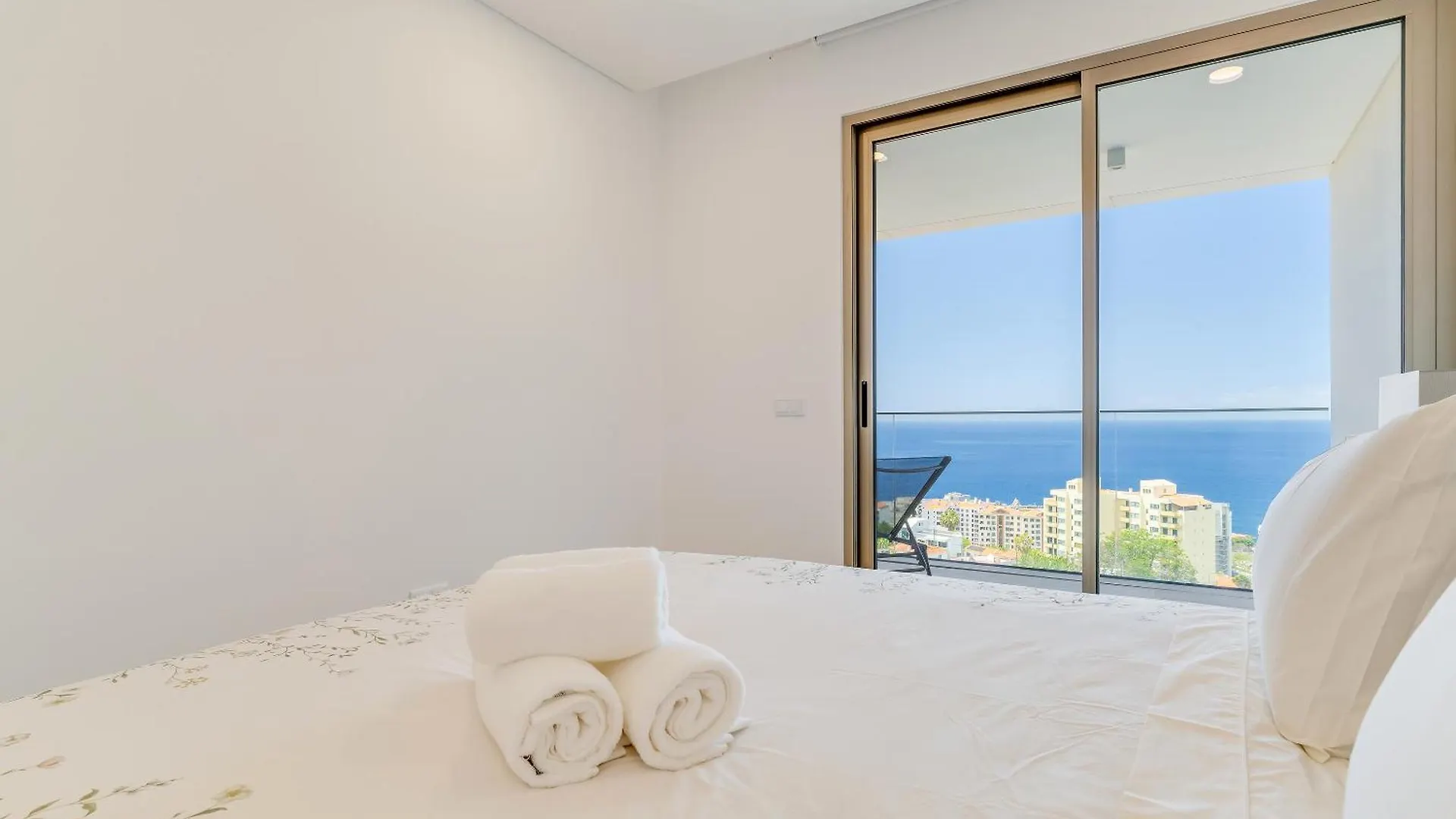Luxury Laura Apartment By Holiday Rental Madeira Funchal  0*, Funchal (Madeira) Portugal
