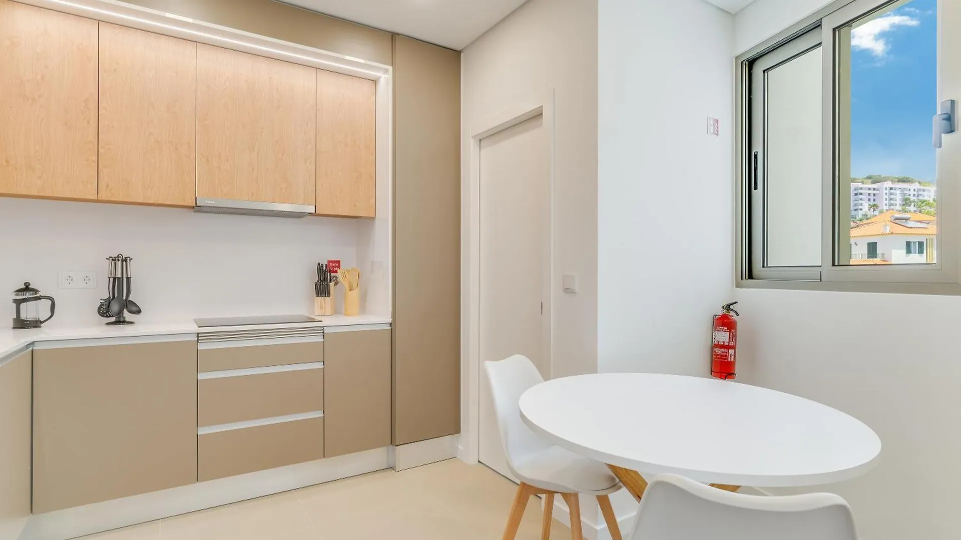 Luxury Laura Apartment By Holiday Rental Madeira Funchal  0*, Funchal (Madeira)